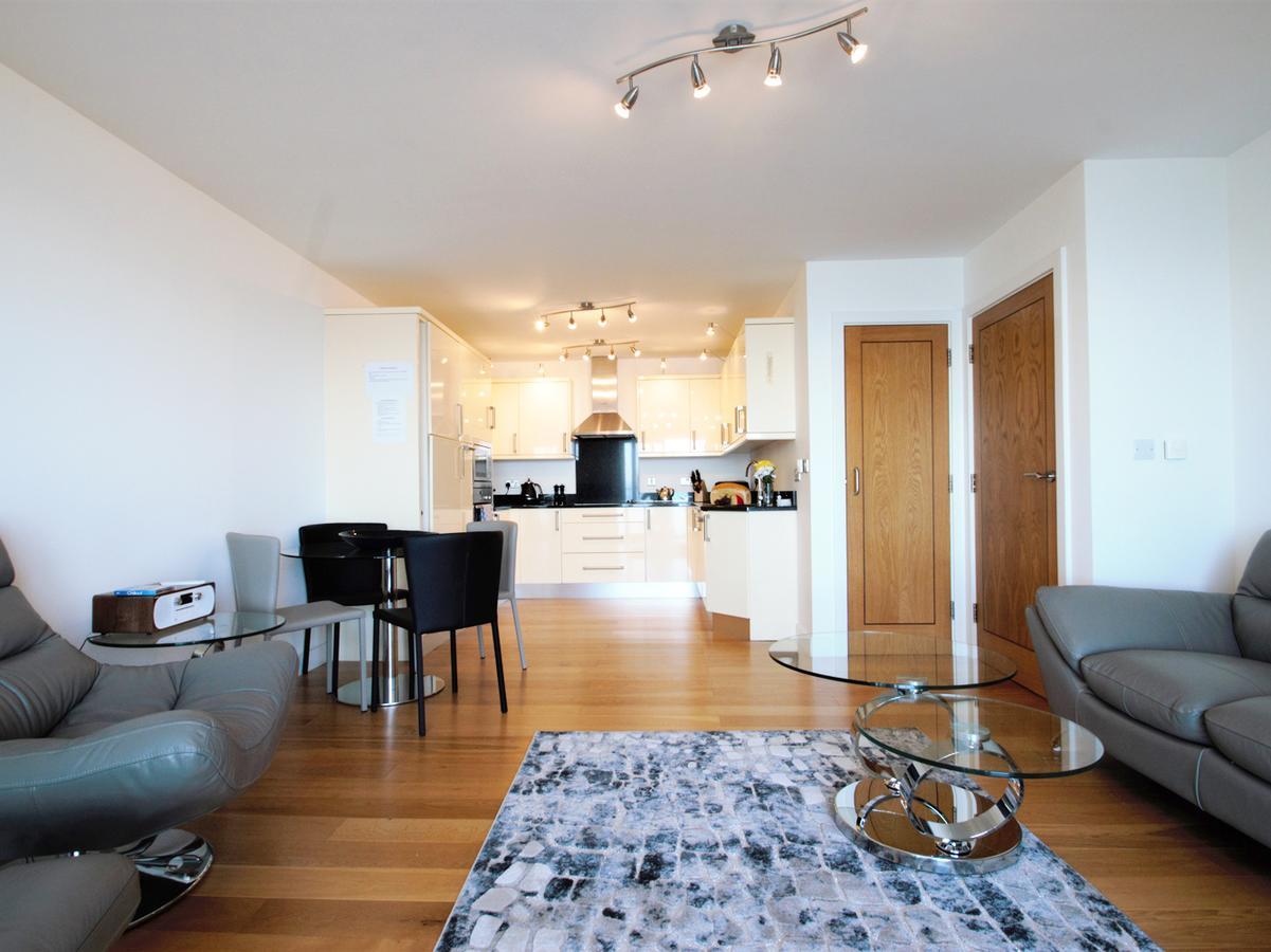 Ocean Breeze Villa อิลฟราคูมบ์ ภายนอก รูปภาพ